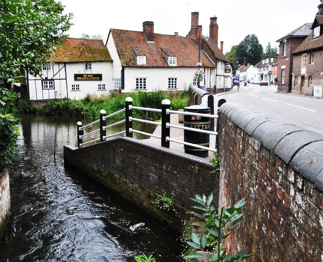 Professional Chauffeur Services in Wheathampstead